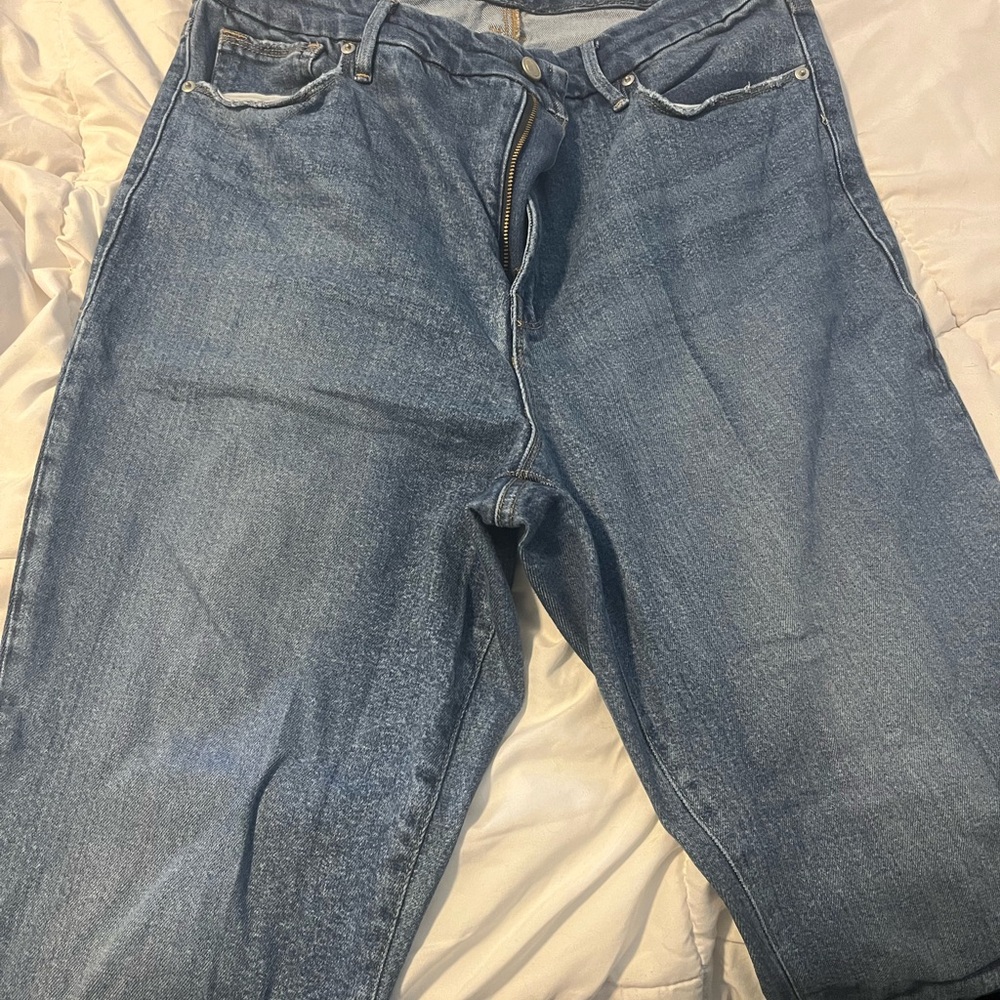 Good American Relaxed Fit Light Blue Jeans